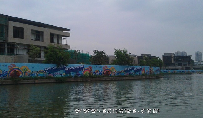 城市會客廳還是私人豪宅?歡樂海岸驚現(xiàn)別墅群(圖)