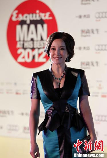 58歲劉曉慶演16歲引吐槽 盤點(diǎn)其“裝嫩”角色(圖)