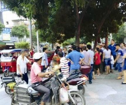 廈門三位老人撿到錢包 要求失主每人獎勵1000元