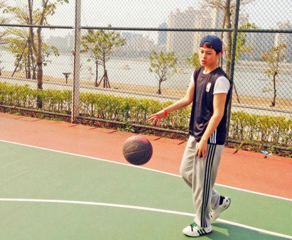 農大最帥女漢子紅爆網絡 帥到讓美男無地自容