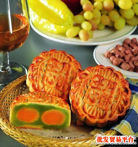 韭菜月餅打敗五仁月餅“走紅”中秋節(jié) 網友：暗黑料理出新品