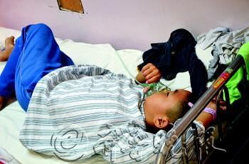 8歲男童剪指甲時指甲刀零件彈進氣管(圖)