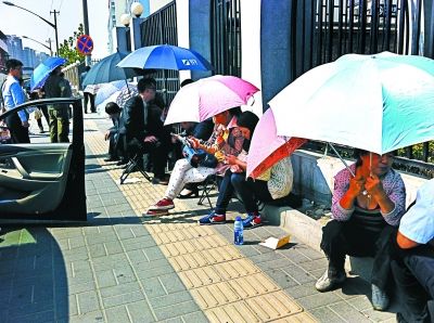 北京朝陽看守所外現倒號黃牛 律師花500元買位