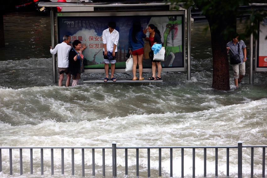 高清：受強臺風“菲特”影響 浙江寧波市區內澇嚴重