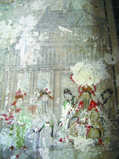 遼寧古寺壁畫被修復成“紅配綠” 令人咋舌(圖)