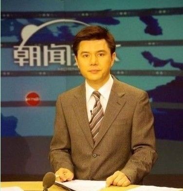 網(wǎng)曝央視主持人工資單月薪20萬 趙忠祥：央視不是暴發(fā)戶