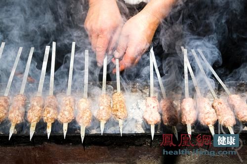 這幾種菜千萬別下酒吃 易變“奪命砒霜”