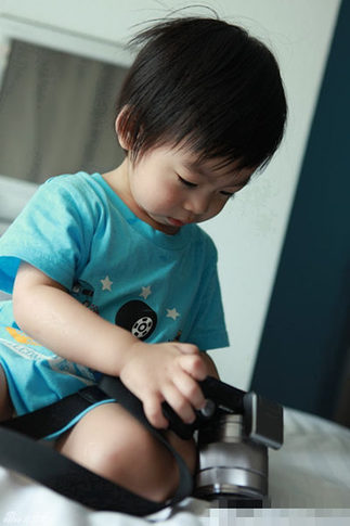 回顧小kimi成長歡樂史 《爸爸去哪兒》捧紅萌富帥小男神