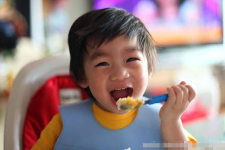 回顧小kimi成長歡樂史 《爸爸去哪兒》捧紅萌富帥小男神