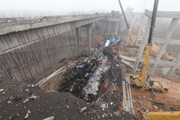 河南連霍大橋垮塌致10死 9個月未公布處理結果