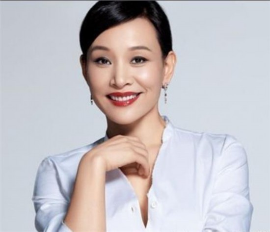 大媽秀腹肌驚呆網友 娛樂圈不老女神大盤點/圖