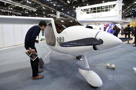 北京舉行頂級奢華生活展 眾多奢侈品亮相(組圖)