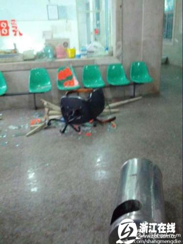 溫嶺衛生院遭患者打砸 院長被打致輕微腦震蕩