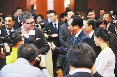 國(guó)新辦今年辦50多場(chǎng)發(fā)布會(huì)等：更好滿足信息需求