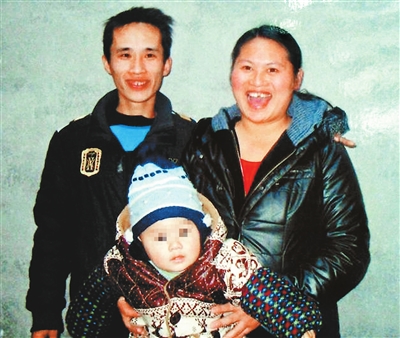 4歲男童幼兒園突然死亡 蹊蹺死因引發(fā)雙方爭議 均稱期待病理解剖結(jié)果