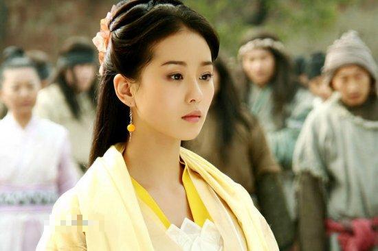 驚艷勝過主角的配角 容嬤嬤成經(jīng)典雪姨爆紅