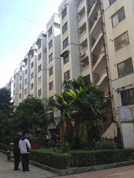 福州男子抱兒跳樓曾致電妻子：孩子我帶走了