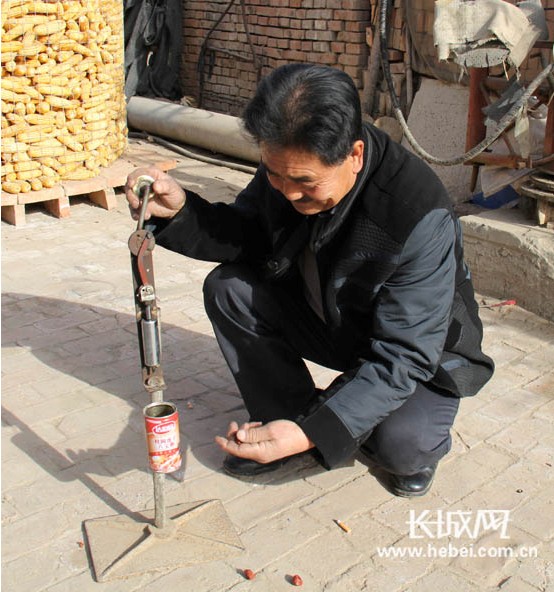 農民發(fā)明家朱占福:沉迷發(fā)明創(chuàng)造 不斷超越夢想