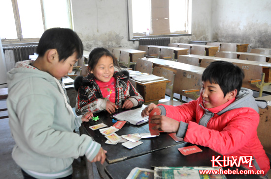 梁慶梅:留守兒童“編外家長(zhǎng)”傾其所有播撒愛(ài)種