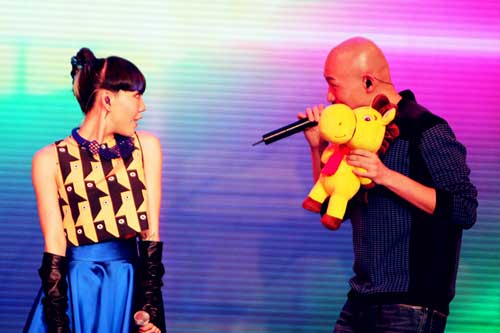 網(wǎng)絡(luò)春晚:何止是網(wǎng)民的狂歡