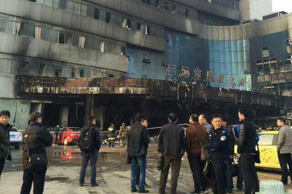 湖北黃石市二醫院住院部發生火災 已有4人死亡