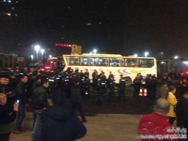 鄭州“皇家一號”會所組織賣淫案133人被起訴