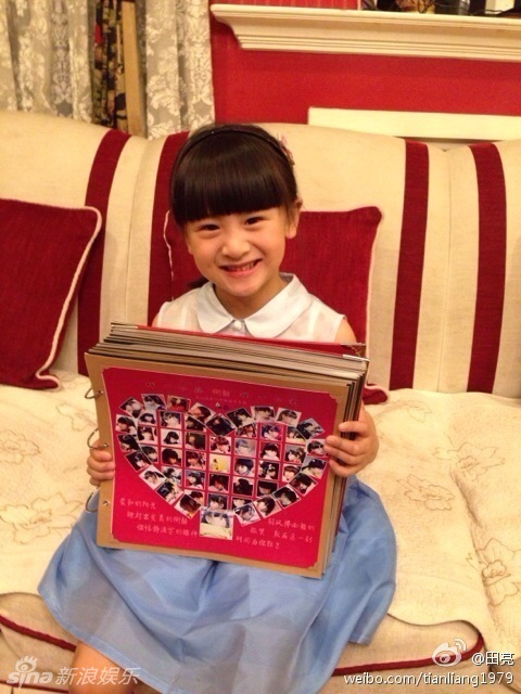 組圖：森碟慶生 石頭參加生日宴對話萌哭網(wǎng)友