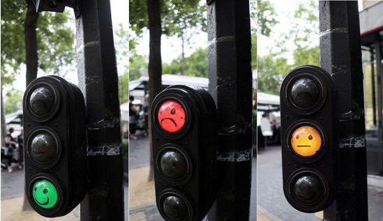 蘭州街頭賣萌路標 盤點那些驚爆眼球的萌路標