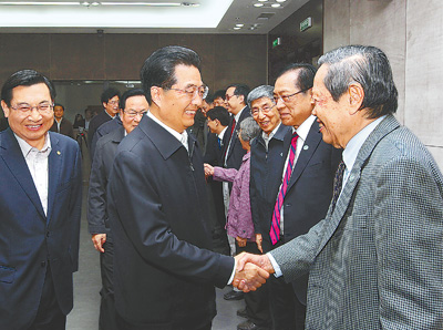 百年砥礪鑄輝煌 水木清華再奮進<BR>——記胡錦濤總書記在清華大學考察工作