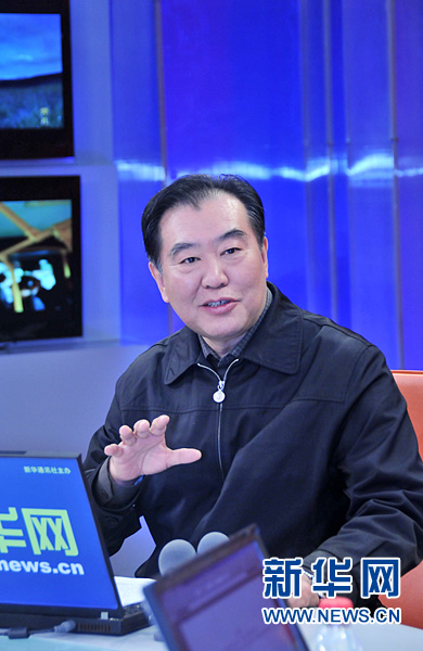 安監總局新聞發言人解讀40號文件 談校車安全管理