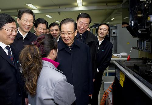 扎實工作 穩中求進——溫家寶總理在江蘇省考察