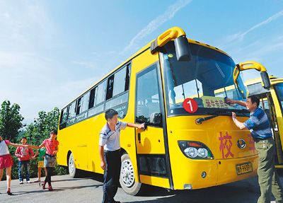 教育部強勢發布監管令 減負降費安全各地成效幾何?