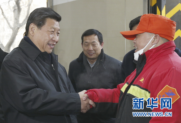 深入最基層調研“打車難” 中共最高領導人給群眾拜年