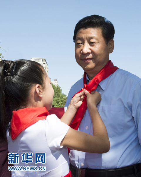 習近平:依法打擊破壞少兒身心健康言行