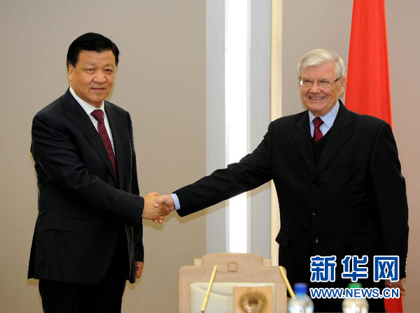 劉云山對白俄羅斯進行正式友好訪問