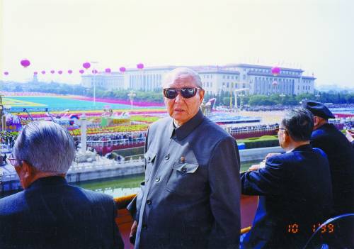 習遠平撰文憶父親習仲勛