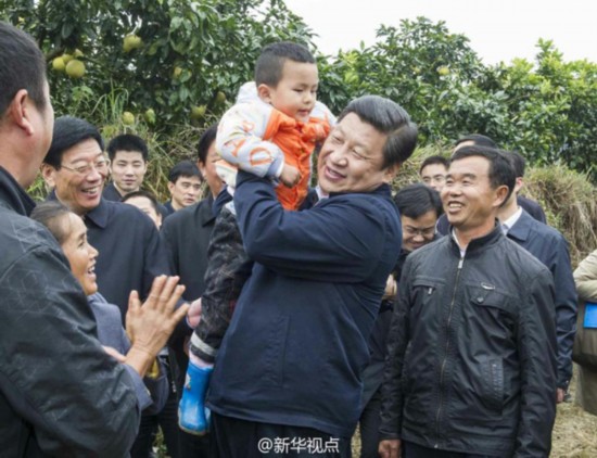 習近平赴湘西調研扶貧攻堅（圖）