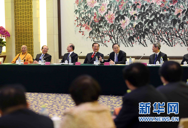 俞正聲出席兩岸各界人士座談會(huì)