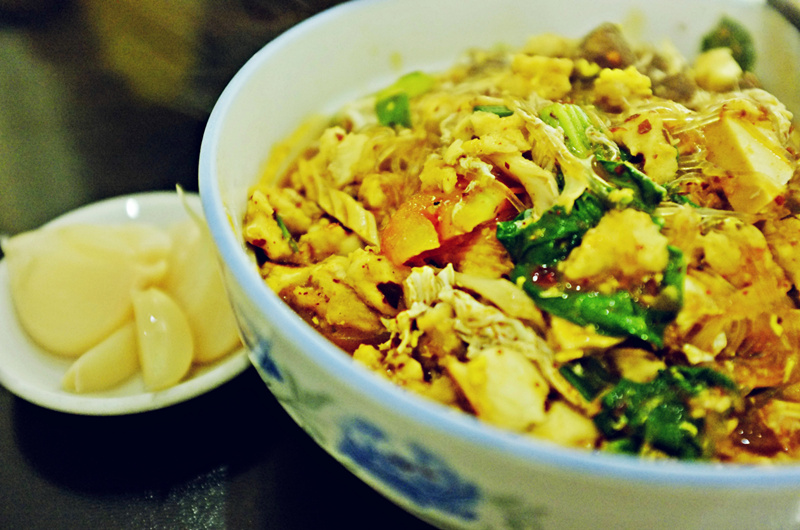 習(xí)近平宴請連戰(zhàn)親自教寫