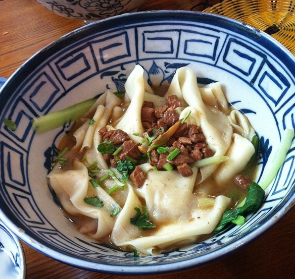 習近平宴請連戰親自教寫