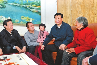 習近平：要把群眾看成我們的父母 看成我們的兄弟姐妹