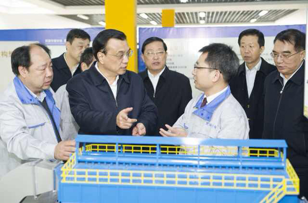 李克強考察沈陽企業：關心治霾技術 建議給科技人員股權