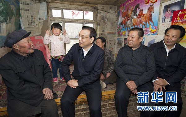 中共中央政治局常委到第二批黨的群眾路線教育實踐活動聯系點調研指導工作