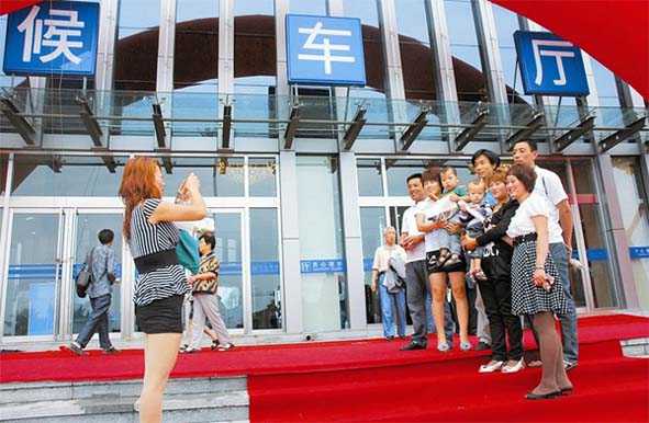 繁峙火車站舉行建成剪彩儀式