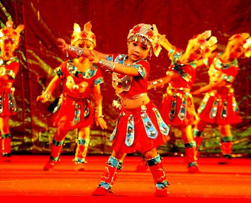 深圳兒童多種形式迎“六一”