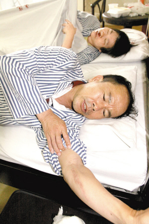 港鐵再次公布視頻截圖證清白 傷者堅稱扶梯逆行