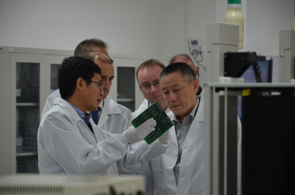 中廣核實現技術突破 核電站“神經中樞”中國制造