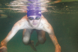 津城提高泳池監察標準 泳池每天須自檢