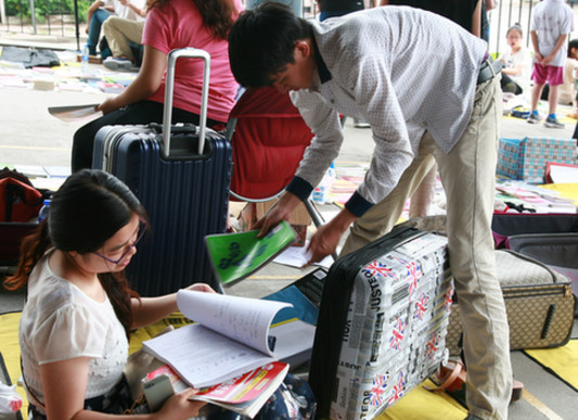 南開大學畢業跳蚤市場八里臺、津南兩校區同時進行