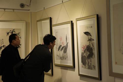 中青年書(shū)畫(huà)家精品暨近代名家書(shū)畫(huà)展在津舉行